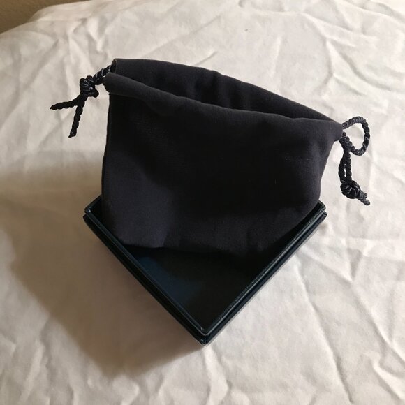 Veteran's Day Pins (6) - Picture 7 of 7